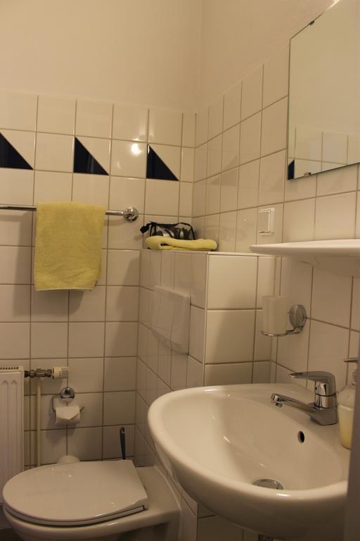 Pension La Rose Brandenburg an der Havel Zimmer foto